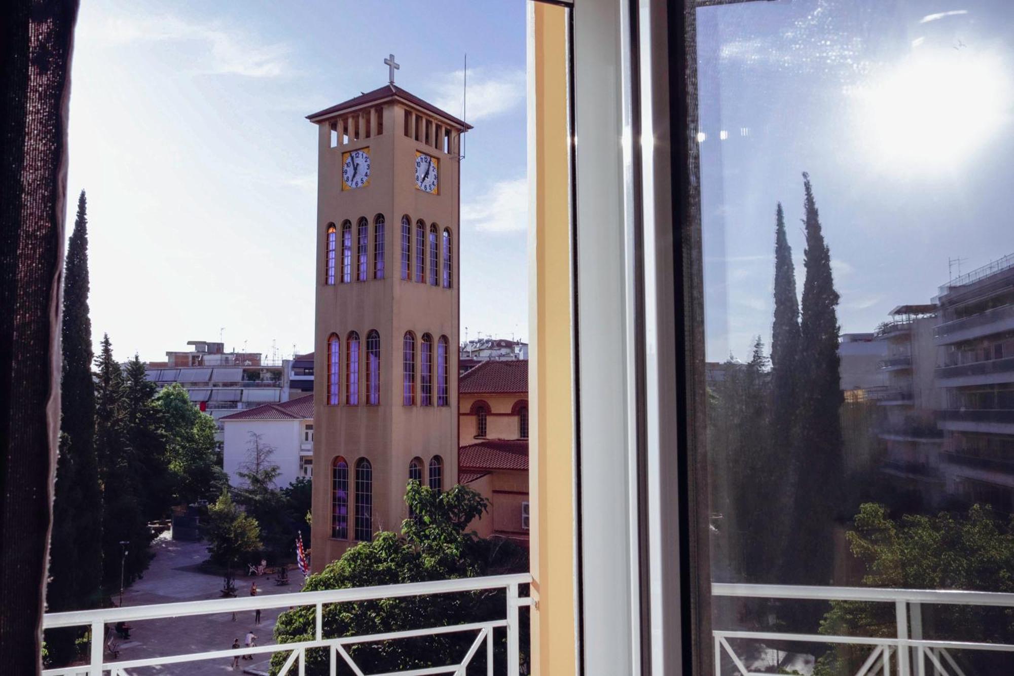 Gk Suites-Constantin View , Auto Check-In 24H Yenişehir Dış mekan fotoğraf