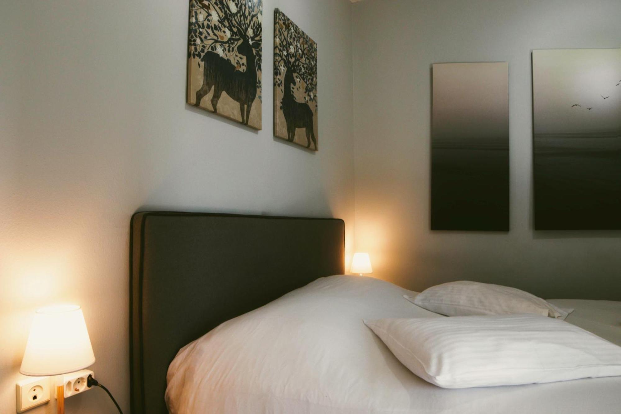 Gk Suites-Constantin View , Auto Check-In 24H Yenişehir Dış mekan fotoğraf