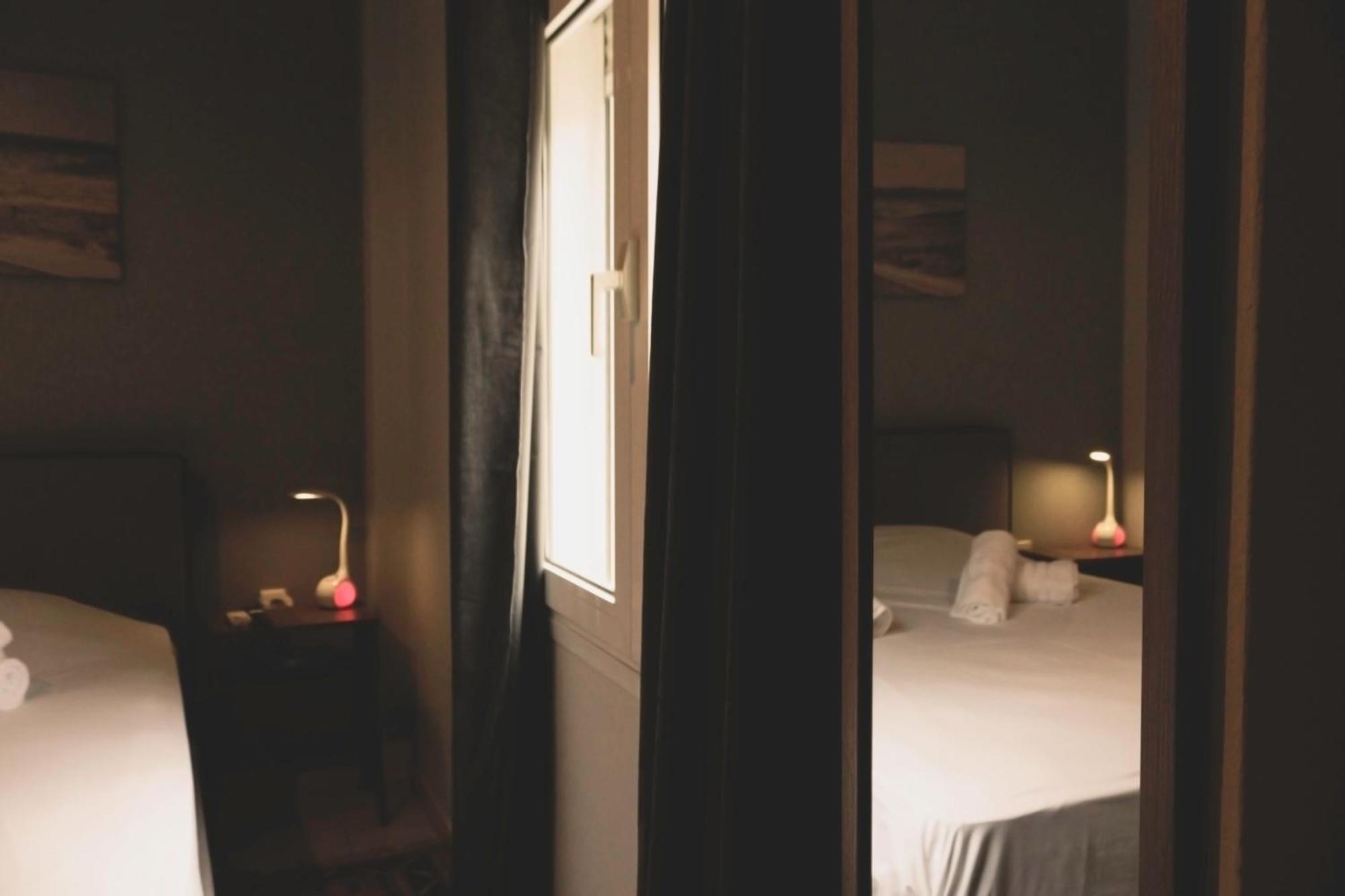 Gk Suites-Constantin View , Auto Check-In 24H Yenişehir Dış mekan fotoğraf