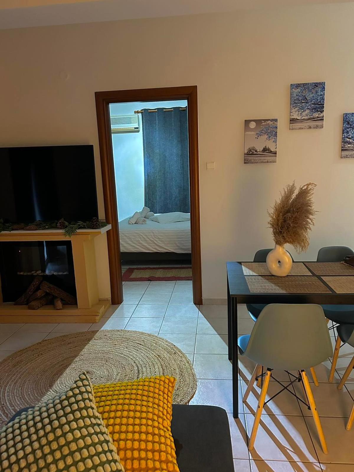 Gk Suites-Constantin View , Auto Check-In 24H Yenişehir Dış mekan fotoğraf