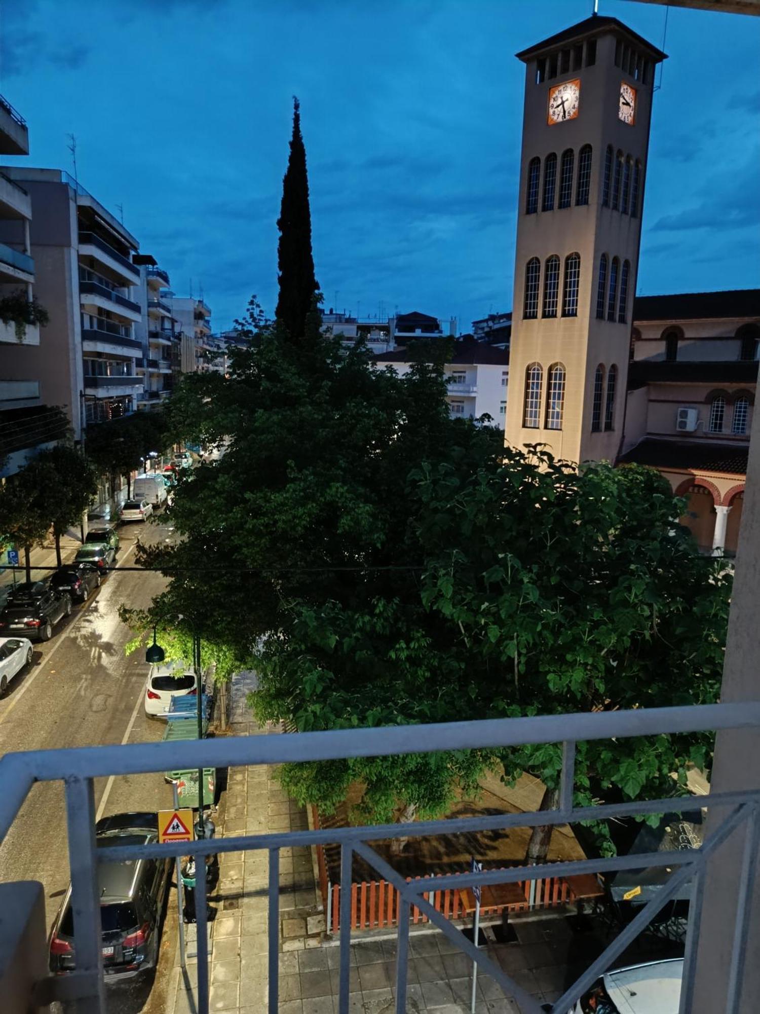 Gk Suites-Constantin View , Auto Check-In 24H Yenişehir Oda fotoğraf